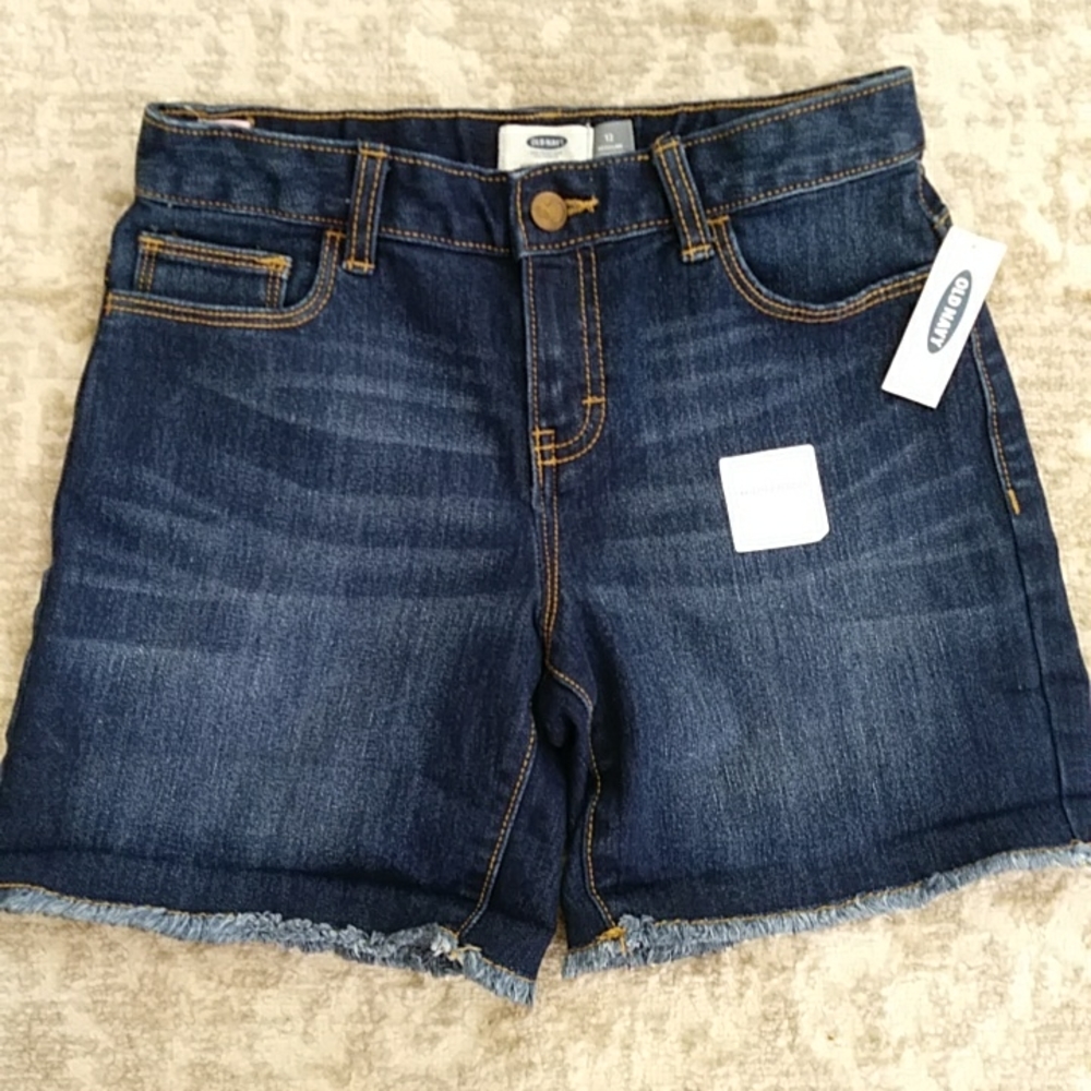 NEW Old Navy Mid-Length Stretch Extensible Denim Shorts Girls 12R Dark Wash